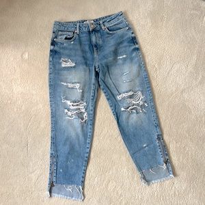 Zara cropped jeans in size US 04